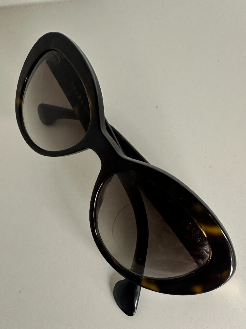 Prada Women’s Tortoise Oval Sunglasses Gold Logo Made in Ita